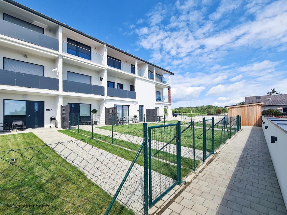 Friendship Suite Moerbisch Am See Exterior photo